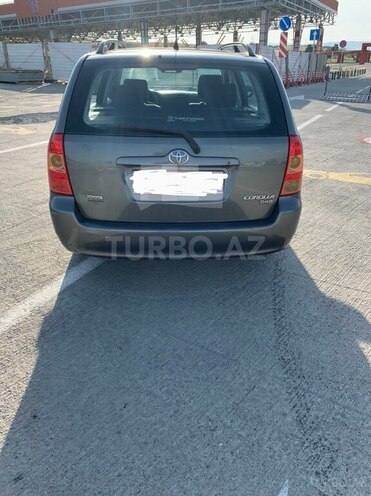Toyota Corolla 2005, 215,000 km - 1.4 l - Bakı