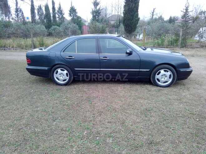 Mercedes E 220 1999, 311,000 km - 2.2 л - Astara