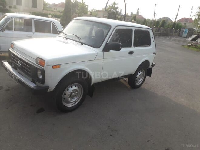 LADA (VAZ) Niva 2010, 210,000 km - 1.7 l - İmişli