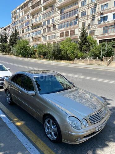 Mercedes E 240 2002, 325,000 km - 2.6 l - Bakı