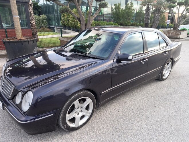 Mercedes E 220 2000, 356,231 km - 2.2 л - Bakı