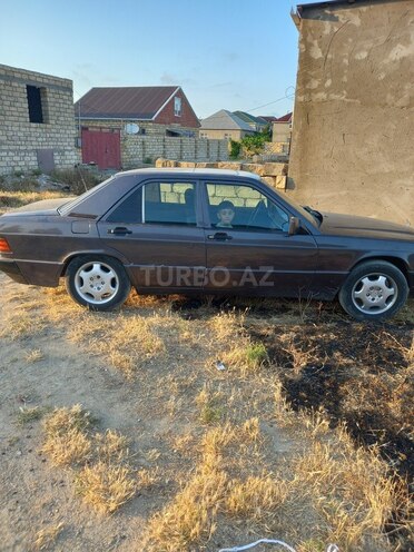 Mercedes 190 1993, 373,356 km - 2.0 л - Sumqayıt