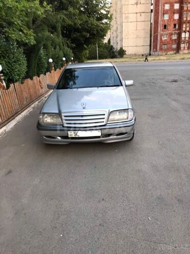 Mercedes C 180 1997, 230,000 km - 1.8 л - Gəncə