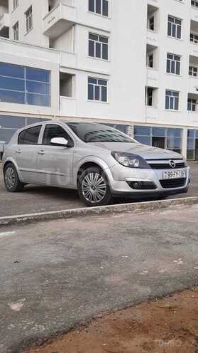 Opel Astra 2005, 212,000 km - 1.4 л - Bakı