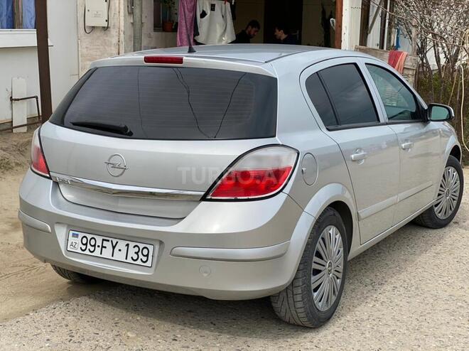 Opel Astra 2005, 212,000 km - 1.4 л - Bakı