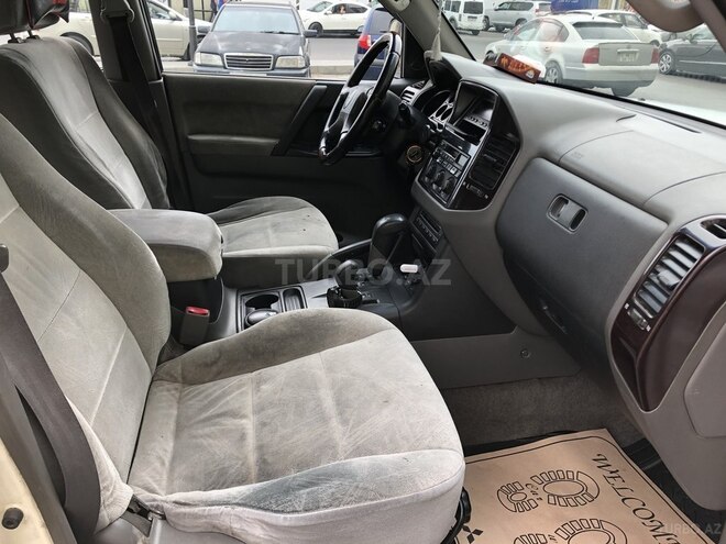 Mitsubishi Pajero 2002, 324,000 km - 3.0 l - Bakı