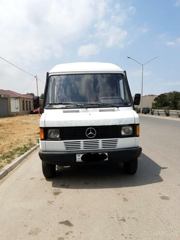 Mercedes 208 D 1994, 357,000 km - 2.3 л - Sumqayıt