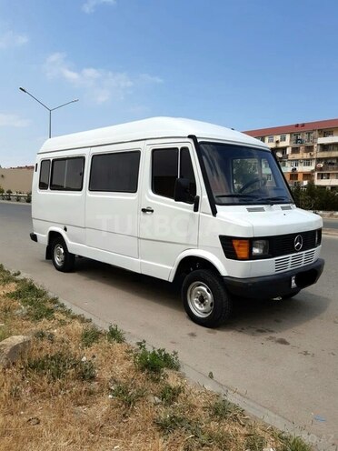 Mercedes 208 D 1994, 357,000 km - 2.3 л - Sumqayıt