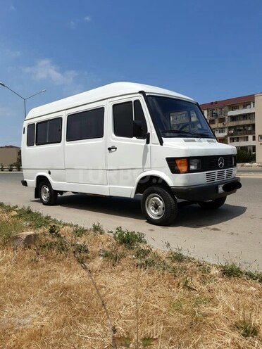 Mercedes 208 D 1994, 357,000 km - 2.3 л - Sumqayıt