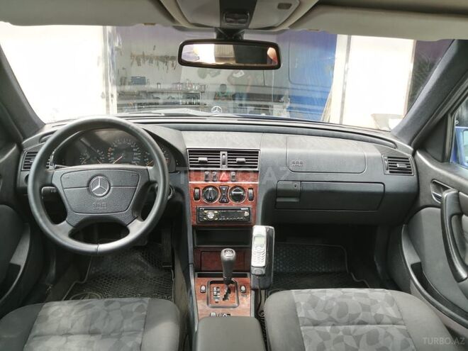 Mercedes C 180 2000, 260,000 km - 1.8 l - Mingəçevir