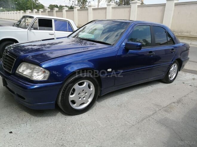 Mercedes C 180 2000, 260,000 km - 1.8 l - Mingəçevir