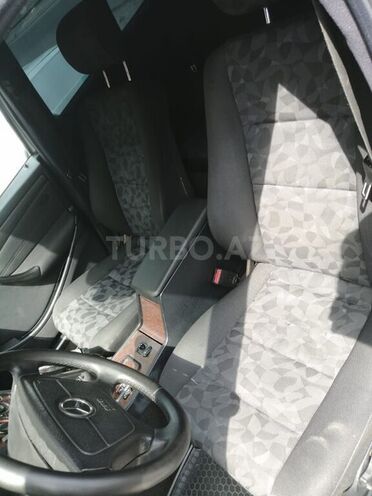 Mercedes C 180 2000, 260,000 km - 1.8 l - Mingəçevir