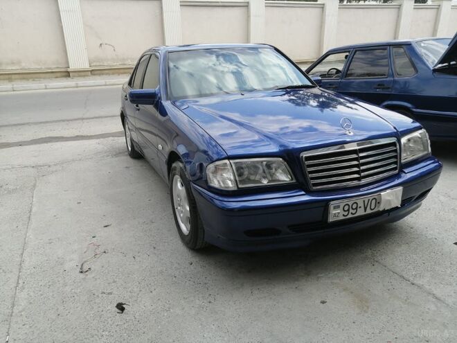 Mercedes C 180 2000, 260,000 km - 1.8 l - Mingəçevir