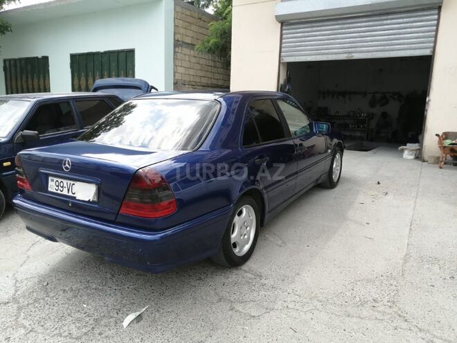 Mercedes C 180 2000, 260,000 km - 1.8 l - Mingəçevir