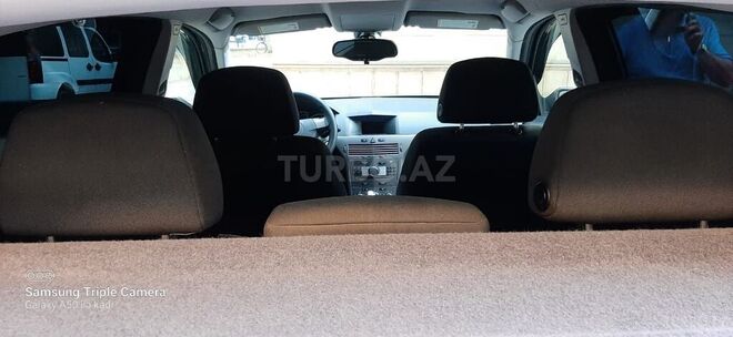 Opel Astra 2008, 200,000 km - 1.8 l - Bakı