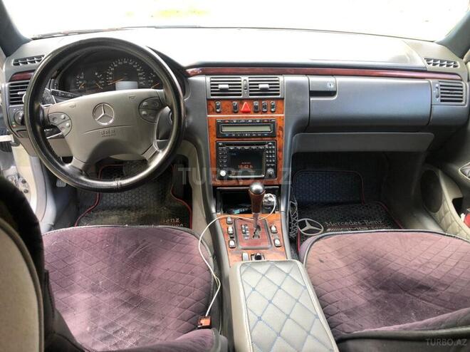 Mercedes E 240 1999, 483,790 km - 2.4 l - Xudat