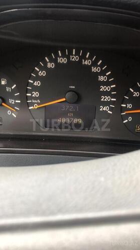 Mercedes E 240 1999, 483,790 km - 2.4 l - Xudat