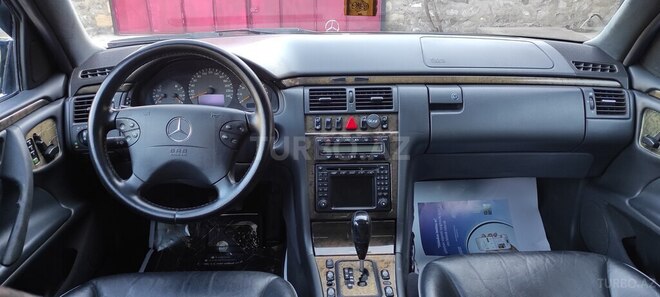 Mercedes E 240 2000, 238,500 km - 2.4 l - Bakı