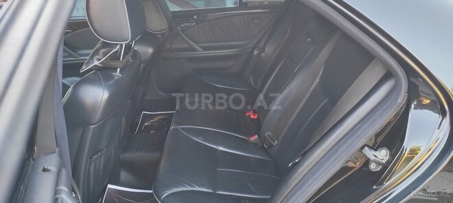 Mercedes E 240 2000, 238,500 km - 2.4 l - Bakı