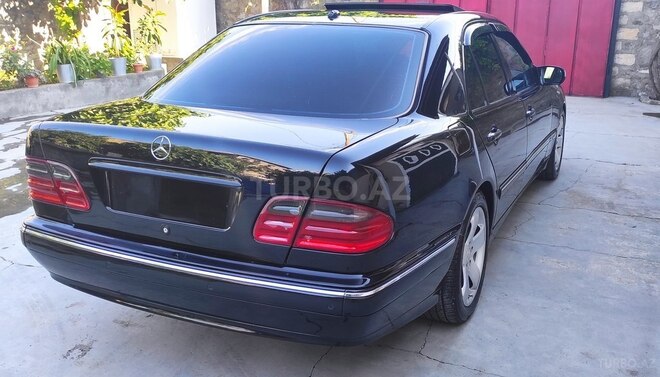 Mercedes E 240 2000, 238,500 km - 2.4 l - Bakı