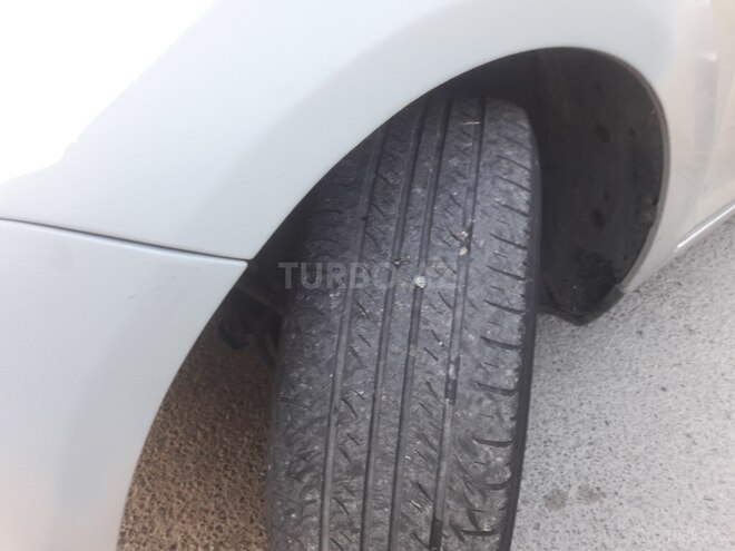 Ford Focus 2006, 298,000 km - 1.6 l - Bakı