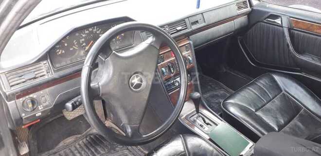 Mercedes E 200 1991, 48,564 km - 2.0 l - Goranboy