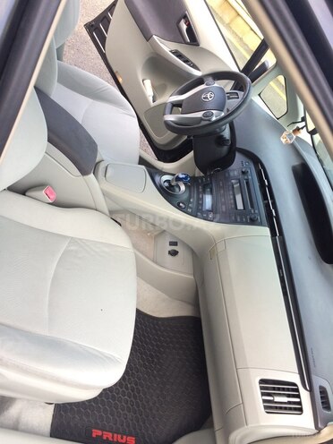 Toyota Prius 2010, 200,000 km - 1.8 l - Bakı