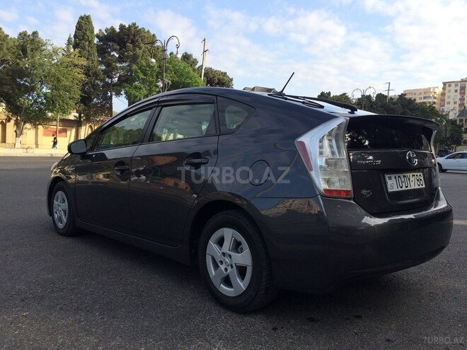 Toyota Prius 2010, 200,000 km - 1.8 l - Bakı