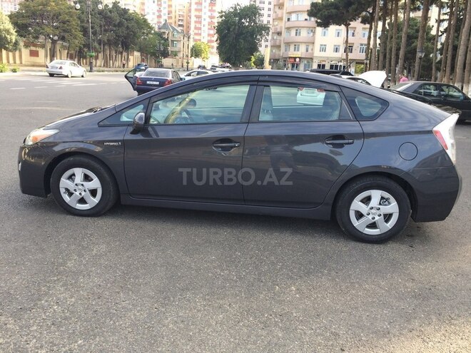 Toyota Prius 2010, 200,000 km - 1.8 l - Bakı