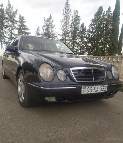Mercedes E 240 1999, 245,322 km - 2.4 l - Gəncə