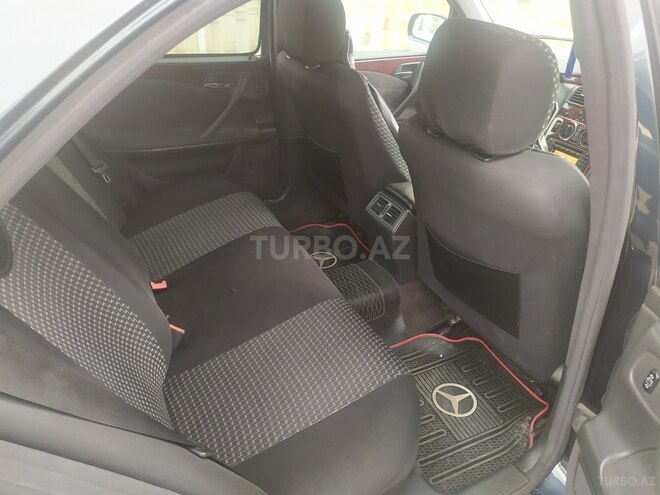 Mercedes E 240 1999, 245,322 km - 2.4 l - Gəncə
