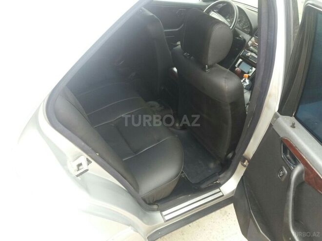 Mercedes C 230 1997, 260,000 km - 2.3 l - Sumqayıt
