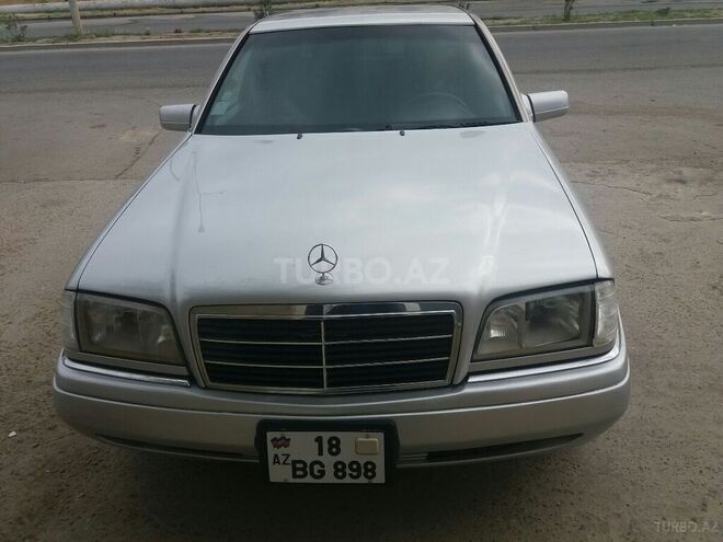 Mercedes C 230 1997, 260,000 km - 2.3 l - Sumqayıt
