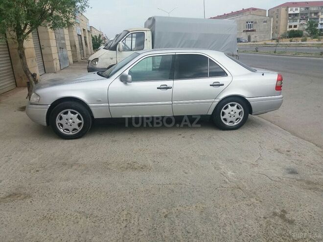 Mercedes C 230 1997, 260,000 km - 2.3 l - Sumqayıt