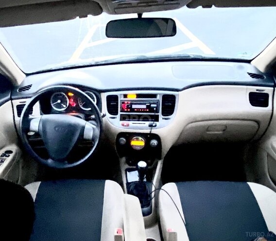 Kia Rio 2005, 150,000 km - 1.4 l - Bakı
