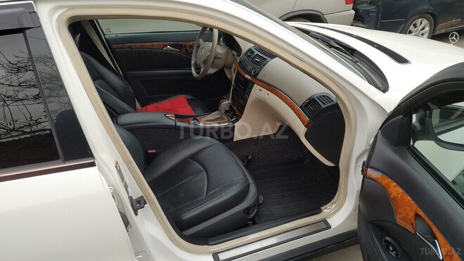 Mercedes E 200 2004, 273,000 km - 2.0 l - Bakı