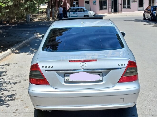 Mercedes E 220 2007, 233,000 km - 2.2 l - Bakı