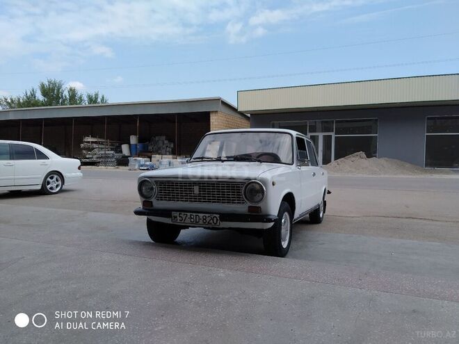 LADA (VAZ) 21011 1974, 37,594 km - 1.2 л - Sabirabad