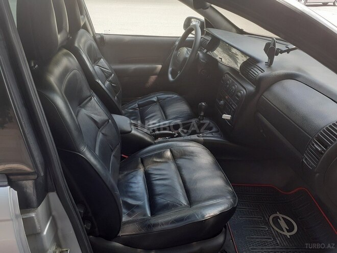 Opel Omega 1997, 500,489 km - 2.0 l - Gəncə