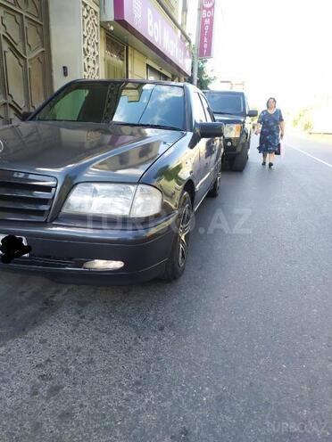 Mercedes C 200 1995, 420,000 km - 2.0 l - Bakı