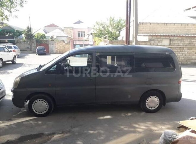 Hyundai H-1 2005, 575,000 km - 2.5 л - Bakı