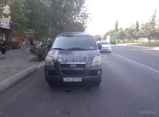 Hyundai H-1 2005, 575,000 km - 2.5 л - Bakı