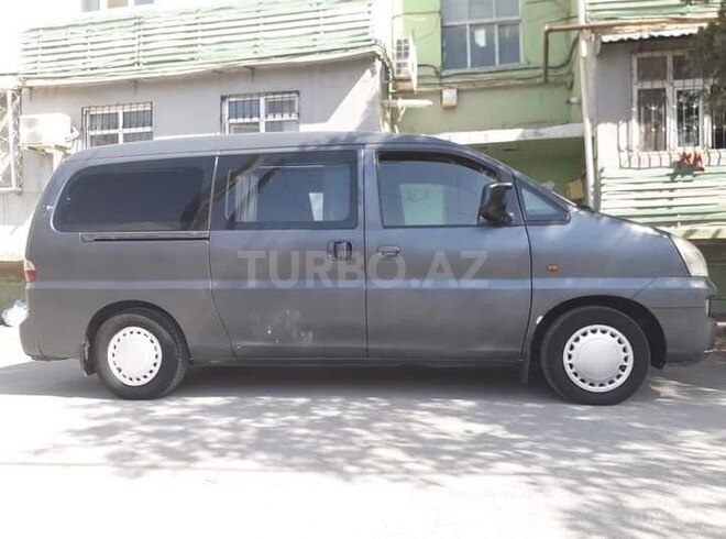 Hyundai H-1 2005, 575,000 km - 2.5 л - Bakı