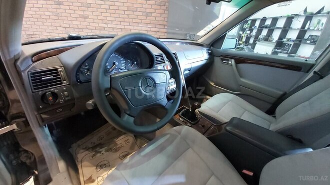 Mercedes C 200 1996, 202,540 km - 2.0 l - Bakı