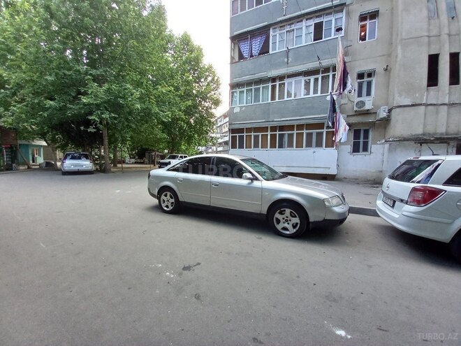 Audi A6 2000, 280,000 km - 2.5 l - Mingəçevir