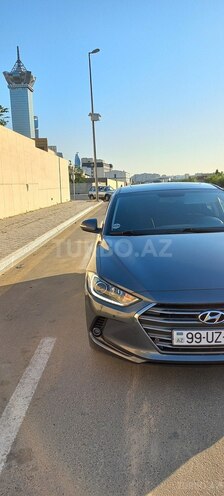 Hyundai Elantra 2018, 120,000 km - 2.0 l - Bakı