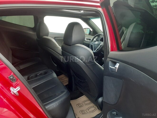 Hyundai Veloster 2015, 84,000 km - 1.6 л - Bakı