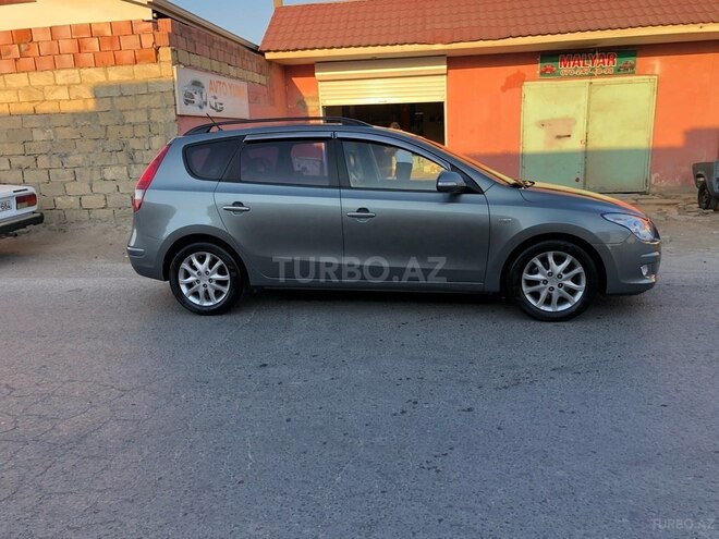 Hyundai i30 2010, 250,000 km - 1.6 l - Bakı