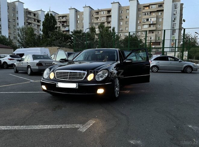 Mercedes E 240 2005, 125,000 km - 2.6 l - Bakı