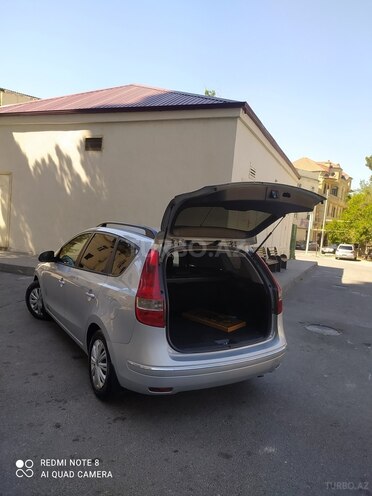 Hyundai i30 2009, 250,000 km - 1.6 л - Bakı